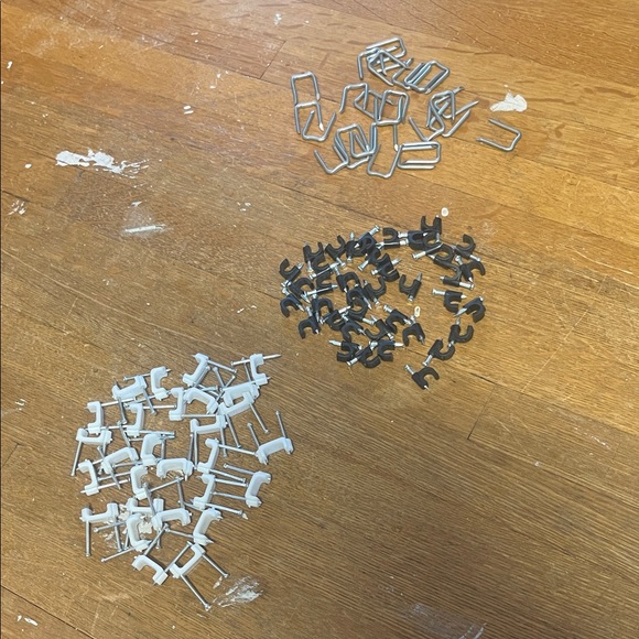 Power Basics Assorted Staples - Picture 5 of 9